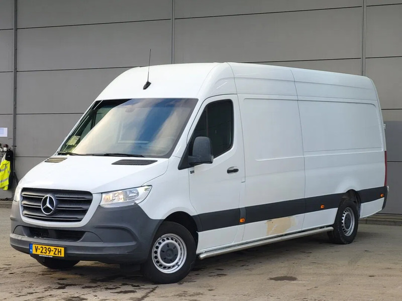 Mercedes-Benz Sprinter - Furgon: 1 kép. Mercedes-Benz Sprinter - Furgon: 1 kép.