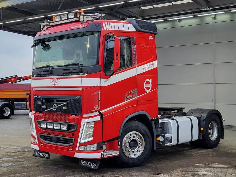 Volvo FH 460 - Nyergesvontató: 1 kép. Volvo FH 460 - Nyergesvontató: 1 kép.