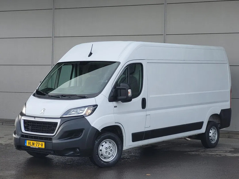 Peugeot Boxer - Furgon, Duplakabinos kisteherautó: 1 kép. Peugeot Boxer - Furgon, Duplakabinos kisteherautó: 1 kép.