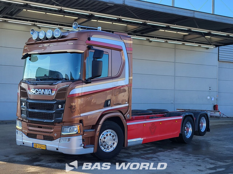 Scania R R730 - Teherautó: 1 kép. Scania R R730 - Teherautó: 1 kép.