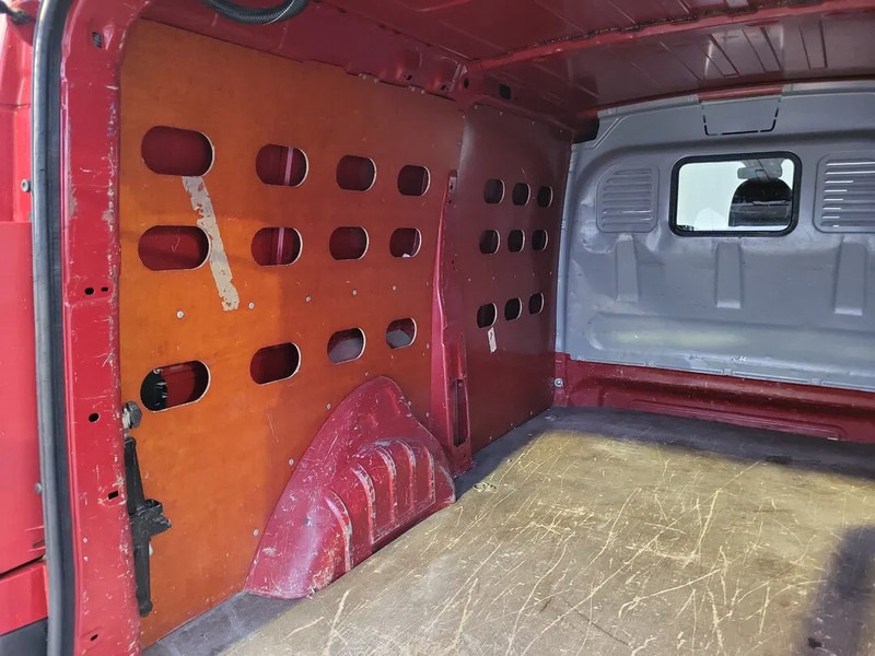 Toyota ProAce L2H1 - Kis furgon: 4 kép. Toyota ProAce L2H1 - Kis furgon: 4 kép.