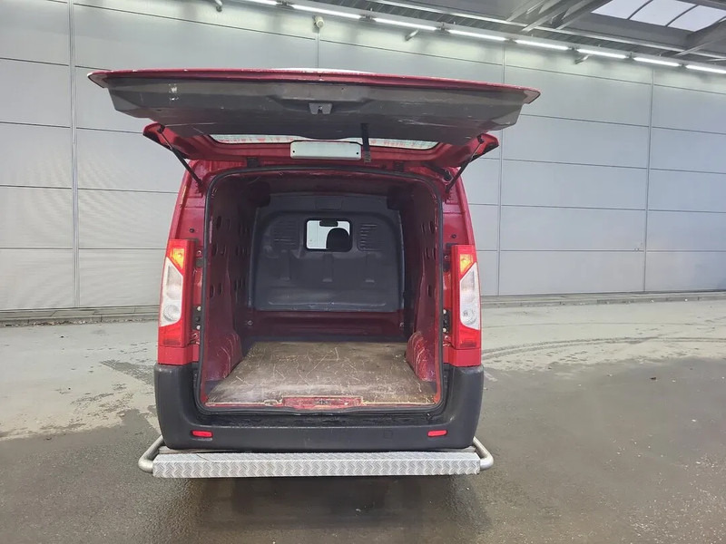 Toyota ProAce L2H1 - Kis furgon: 3 kép. Toyota ProAce L2H1 - Kis furgon: 3 kép.