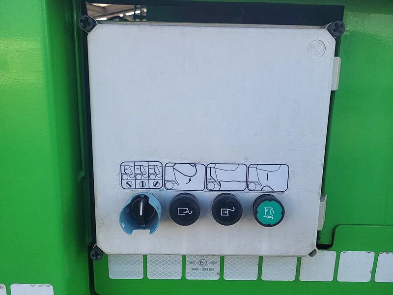 Volvo FE 320 - Szemetesautó: 4 kép. Volvo FE 320 - Szemetesautó: 4 kép.