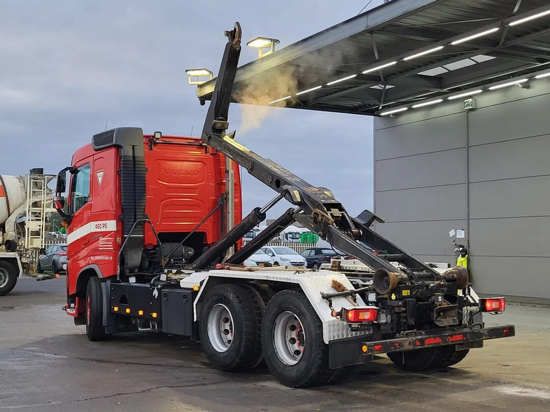 Volvo FH 460 - Teherautó - kábelrendszer: 2 kép. Volvo FH 460 - Teherautó - kábelrendszer: 2 kép.