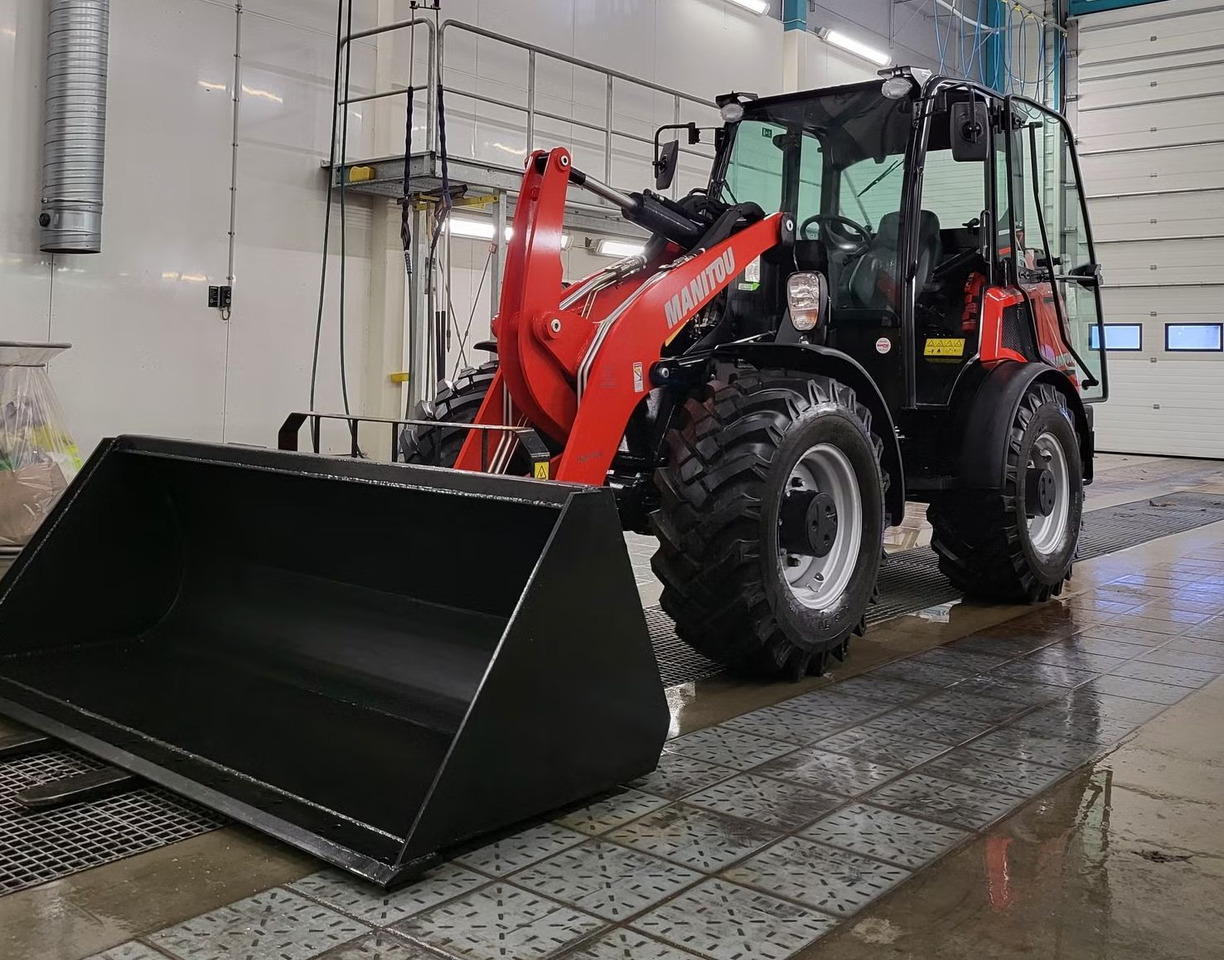 Manitou MLA 7-75 H - Gumikerekes homlokrakodó: 1 kép. Manitou MLA 7-75 H - Gumikerekes homlokrakodó: 1 kép.