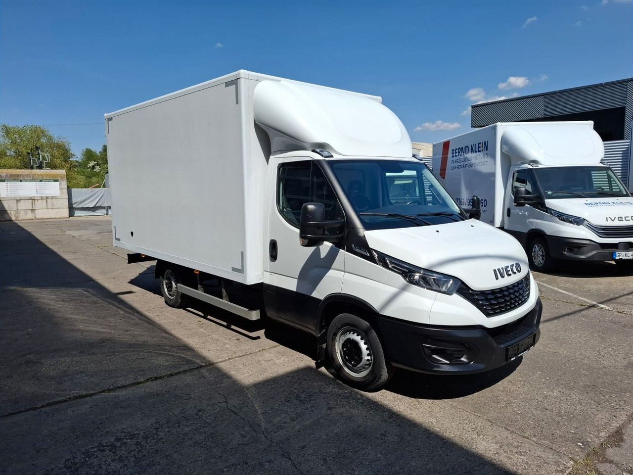 Iveco 35-160P/A8, Klima, HiMatik, LED, Luft, - Dobozos kisteherautó: 2 kép. Iveco 35-160P/A8, Klima, HiMatik, LED, Luft, - Dobozos kisteherautó: 2 kép.