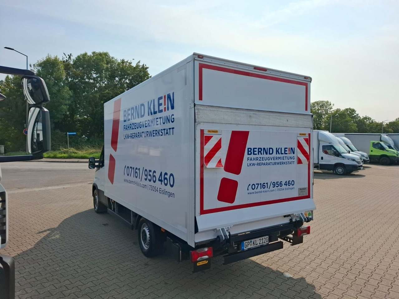 Iveco 35S16A8/P, LBW, Luft, HiMatik, Klima, RFK, - Dobozos kisteherautó: 4 kép. Iveco 35S16A8/P, LBW, Luft, HiMatik, Klima, RFK, - Dobozos kisteherautó: 4 kép.
