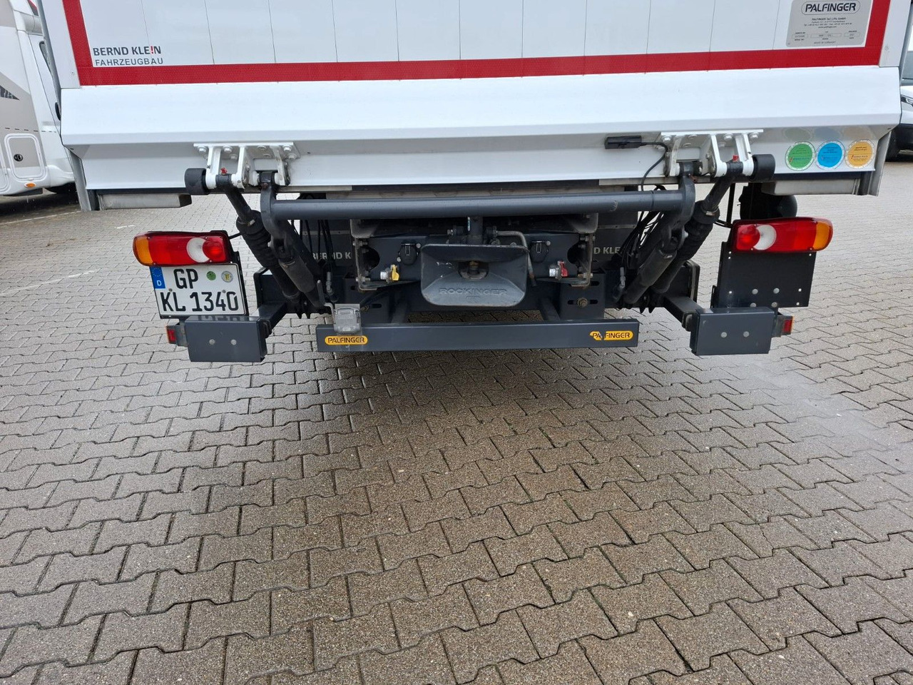 Dobozos kisteherautó Iveco ML80-210, FFH, Koffer, LBW, Luft,: 6 kép.