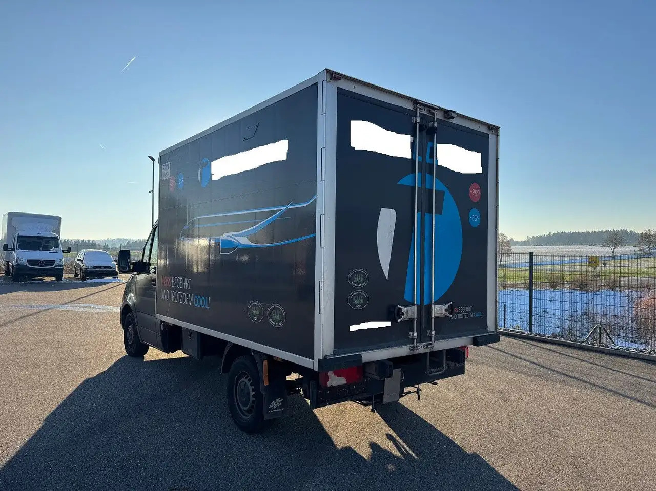 Mercedes-Benz Sprinter 317 CDI Lang Tiefkühlkoffer Carrier - Hűtős kisteherautó: 4 kép. Mercedes-Benz Sprinter 317 CDI Lang Tiefkühlkoffer Carrier - Hűtős kisteherautó: 4 kép.