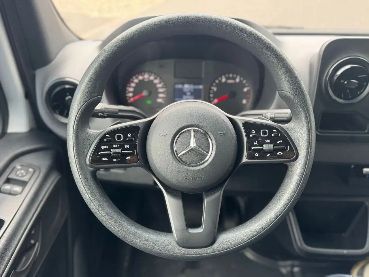 Mercedes-Benz Sprinter 516 CDI DoKa Maxi Lang AHK 3,5t Klima - Ponyvás kisteherautó, Duplakabinos kisteherautó: 5 kép. Mercedes-Benz Sprinter 516 CDI DoKa Maxi Lang AHK 3,5t Klima - Ponyvás kisteherautó, Duplakabinos kisteherautó: 5 kép.