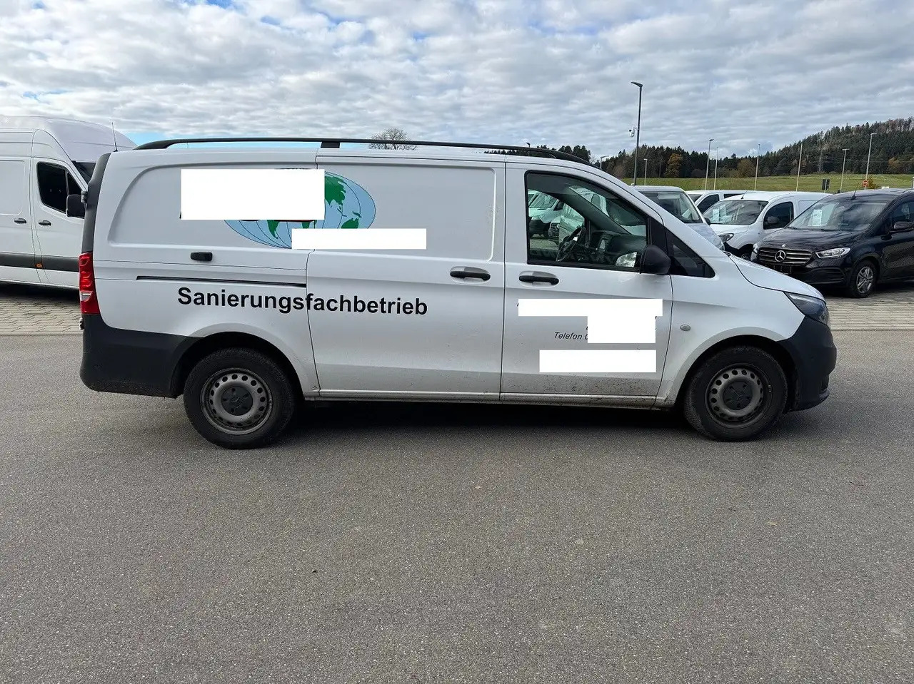 Mercedes-Benz Vito 114 CDI Lang Klima AHK - Furgon: 2 kép. Mercedes-Benz Vito 114 CDI Lang Klima AHK - Furgon: 2 kép.