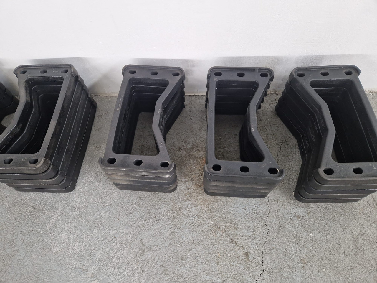 Cardane Camion SET INALTATOR CUPLA - Nyereg - Billenőplatós teherautó: 1 kép. Cardane Camion SET INALTATOR CUPLA - Nyereg - Billenőplatós teherautó: 1 kép.