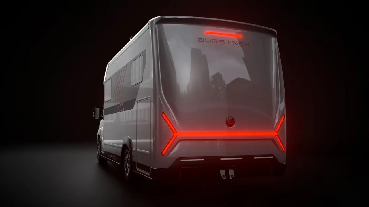 Bürstner Signature SFT 7.0 Komfort-Pack, Küchen-Pack - Félintegrált lakóautó: 4 kép. Bürstner Signature SFT 7.0 Komfort-Pack, Küchen-Pack - Félintegrált lakóautó: 4 kép.