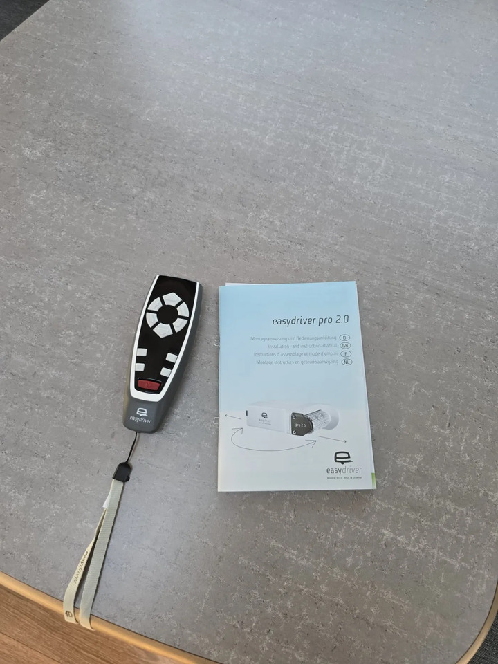 Lakókocsi Wohnwagen Fendt Bianco Activ 515 SKF volle Hütte: 15 kép. Lakókocsi Wohnwagen Fendt Bianco Activ 515 SKF volle Hütte: 15 kép.