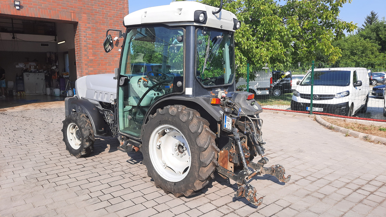 LAMBORGHINI RV90 Automatic - Mezőgazdasági gépek: 5 kép. LAMBORGHINI RV90 Automatic - Mezőgazdasági gépek: 5 kép.