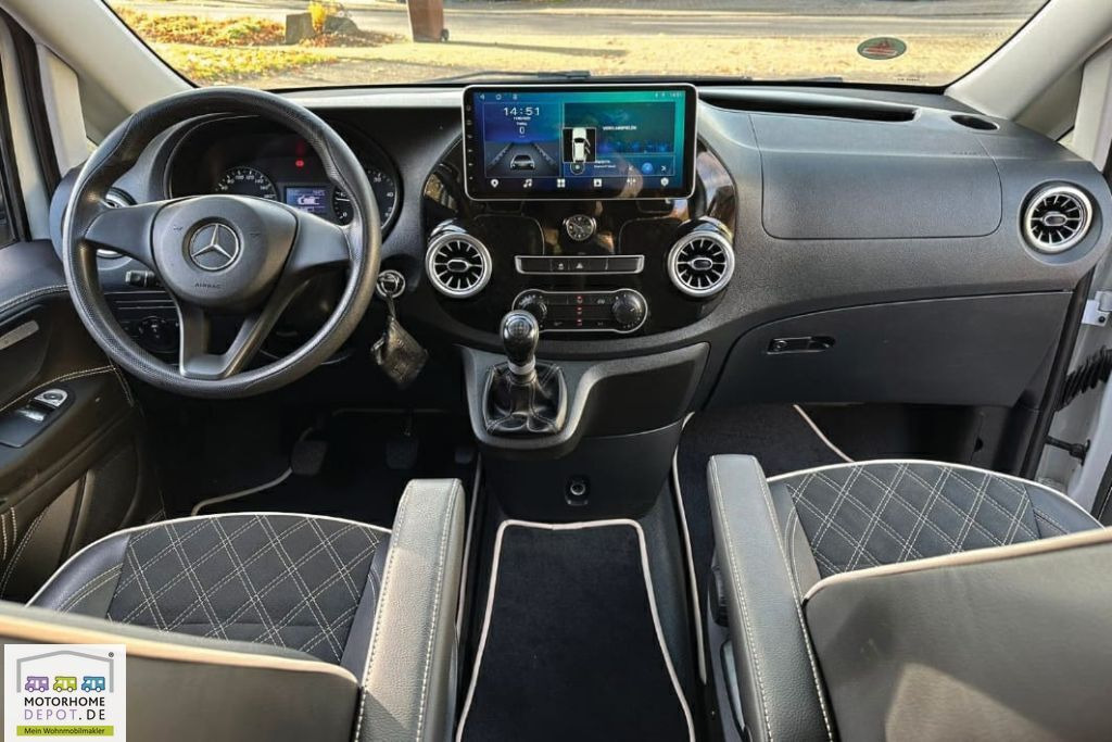 Mercedes-Benz Mercedes Vito Campervan m. Solar & Wechselr. - Kempingautó: 5 kép. Mercedes-Benz Mercedes Vito Campervan m. Solar & Wechselr. - Kempingautó: 5 kép.