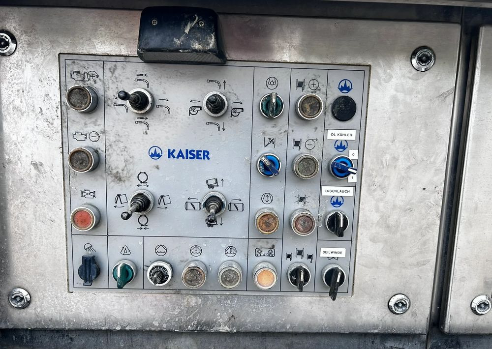 Szippantós autó Steyr 26S41 (MAN) 6x4 Kaiser Aquastar WUKO: 6 kép.