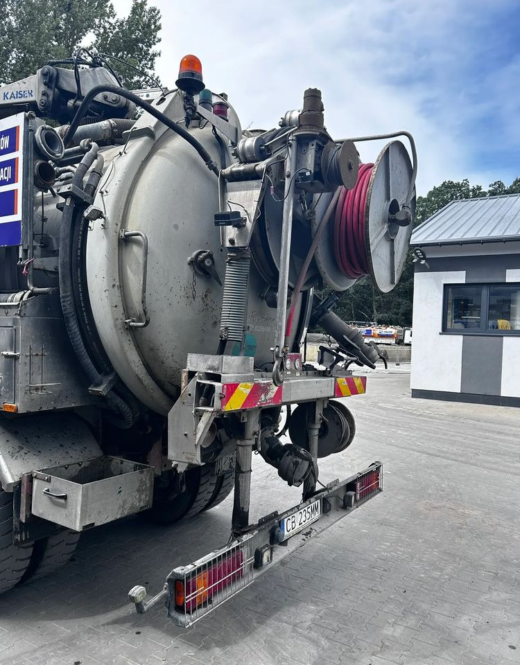 Steyr 26S41 (MAN) 6x4 Kaiser Aquastar WUKO - Szippantós autó: 4 kép. Steyr 26S41 (MAN) 6x4 Kaiser Aquastar WUKO - Szippantós autó: 4 kép.