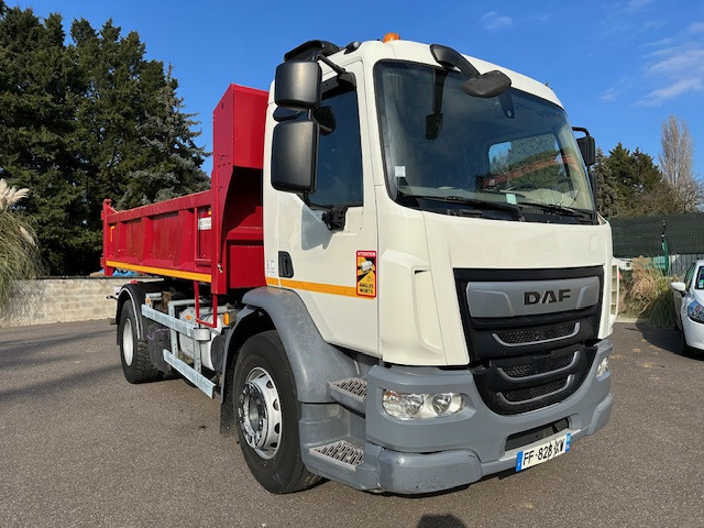 DAF LF 320 - EURO 6 - Billenőplatós teherautó: 1 kép. DAF LF 320 - EURO 6 - Billenőplatós teherautó: 1 kép.