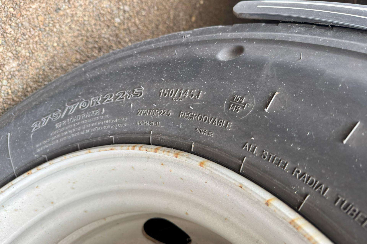 Félpótkocsi hűtős HFR BUSSBYGG KK18: 7 kép.