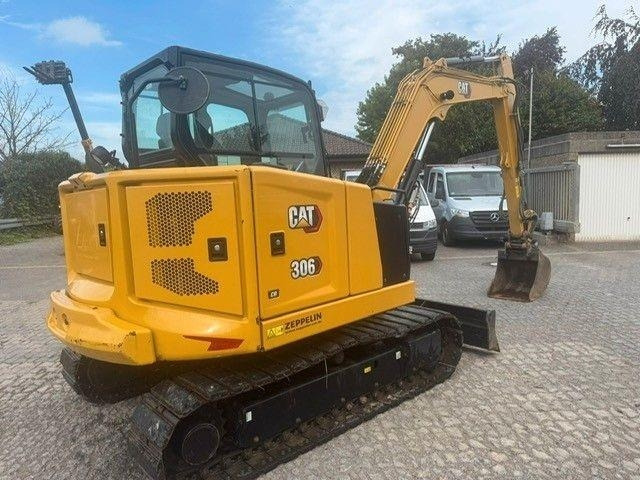 CAT 306CR - Minikotró: 4 kép. CAT 306CR - Minikotró: 4 kép.