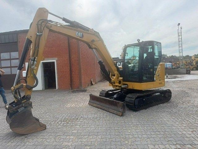 CAT 306CR - Minikotró: 2 kép. CAT 306CR - Minikotró: 2 kép.
