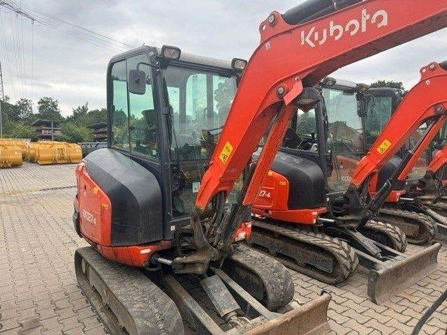 Kubota KX027-4 - Minikotró: 5 kép. Kubota KX027-4 - Minikotró: 5 kép.