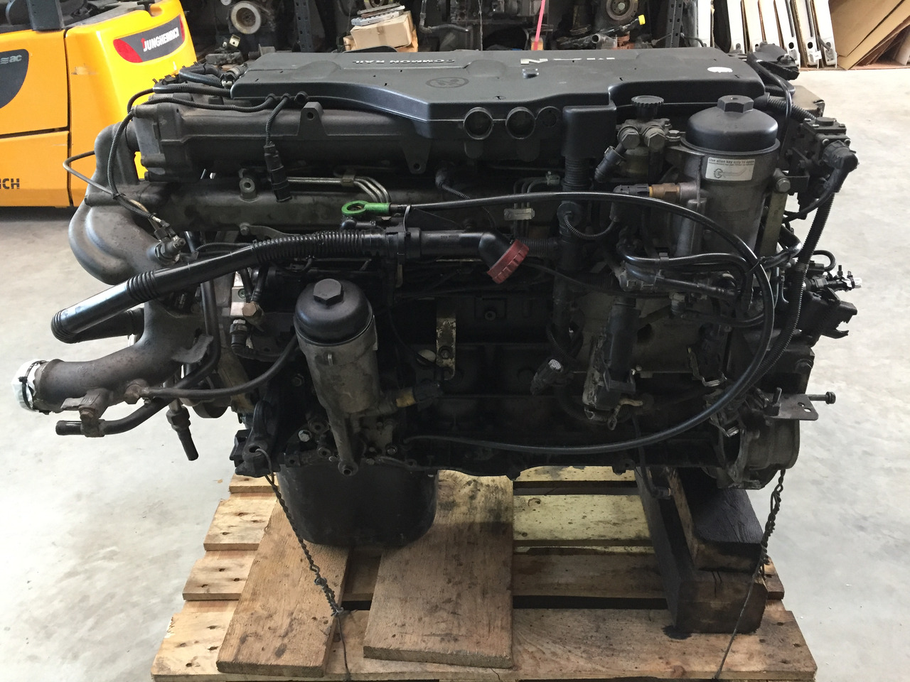 Gebrauchter Motor, MAN TGM 15.280, Motortyp: D 0836 LF 51, Euro 4 - Motor - Teherautó: 4 kép. Gebrauchter Motor, MAN TGM 15.280, Motortyp: D 0836 LF 51, Euro 4 - Motor - Teherautó: 4 kép.