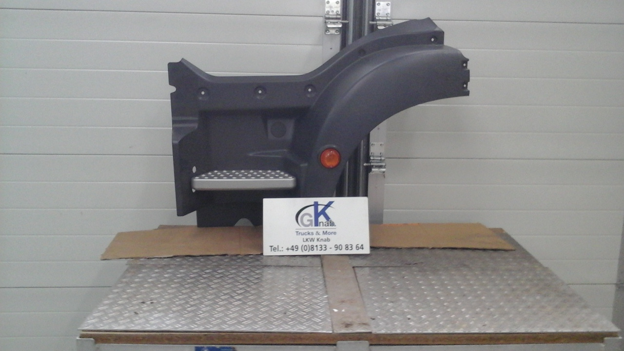 Neuwertiger MAN TGM / TG3 Einstiegkotflügel kurz, komplett, links Artikel - Nr.: 81.61520 - 0209 - Sebességváltó - Teherautó: 1 kép. Neuwertiger MAN TGM / TG3 Einstiegkotflügel kurz, komplett, links Artikel - Nr.: 81.61520 - 0209 - Sebességváltó - Teherautó: 1 kép.