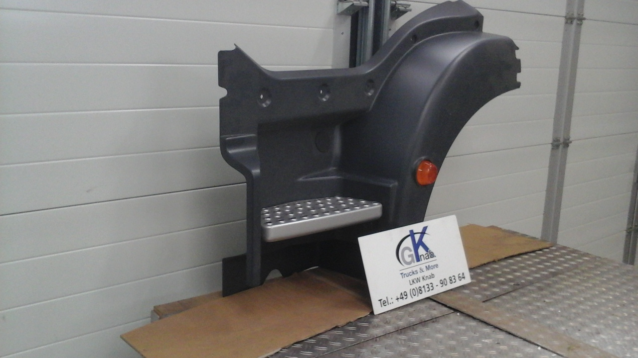 Neuwertiger MAN TGM / TG3 Einstiegkotflügel kurz, komplett, links Artikel - Nr.: 81.61520 - 0209 - Sebességváltó - Teherautó: 4 kép. Neuwertiger MAN TGM / TG3 Einstiegkotflügel kurz, komplett, links Artikel - Nr.: 81.61520 - 0209 - Sebességváltó - Teherautó: 4 kép.