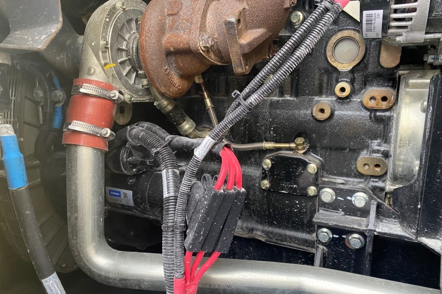 Áramfejlesztő ATLAS Copco Qas 100: 6 kép. Áramfejlesztő ATLAS Copco Qas 100: 6 kép.