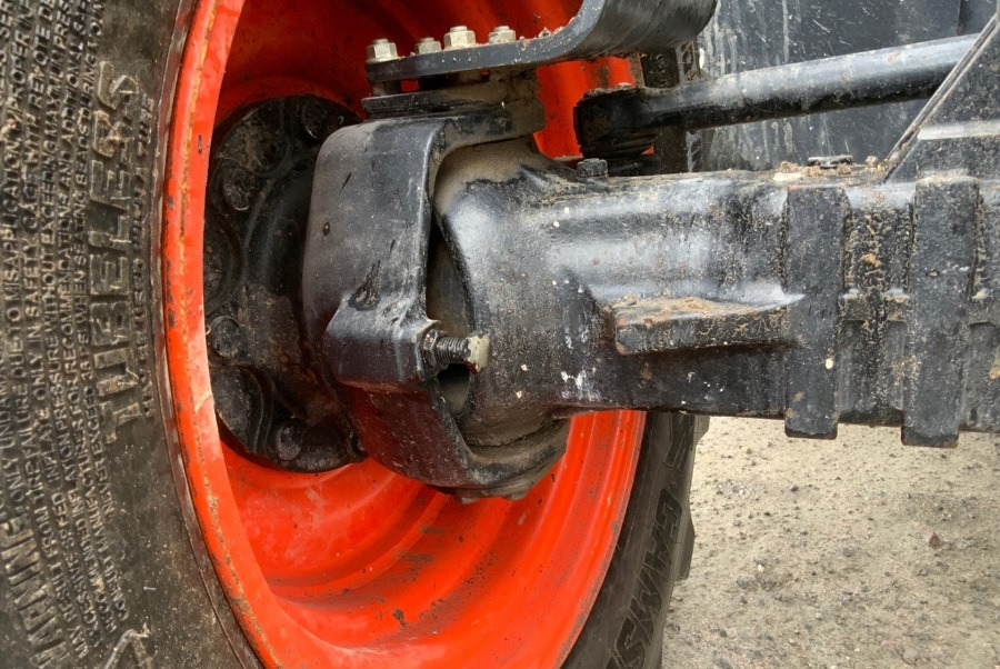 BOBCAT T35.105 - Teleszkópos homlokrakodó: 5 kép. BOBCAT T35.105 - Teleszkópos homlokrakodó: 5 kép.