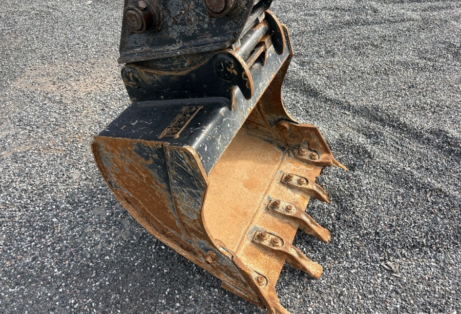 Bobcat E50Z - Minikotró: 5 kép. Bobcat E50Z - Minikotró: 5 kép.