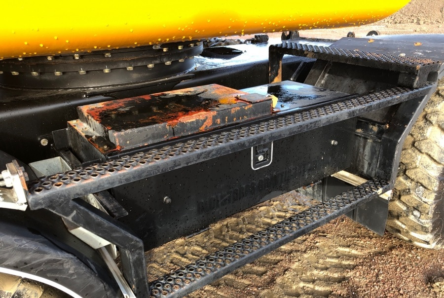 JCB JS145W - Gumikerekes kotró: 4 kép. JCB JS145W - Gumikerekes kotró: 4 kép.