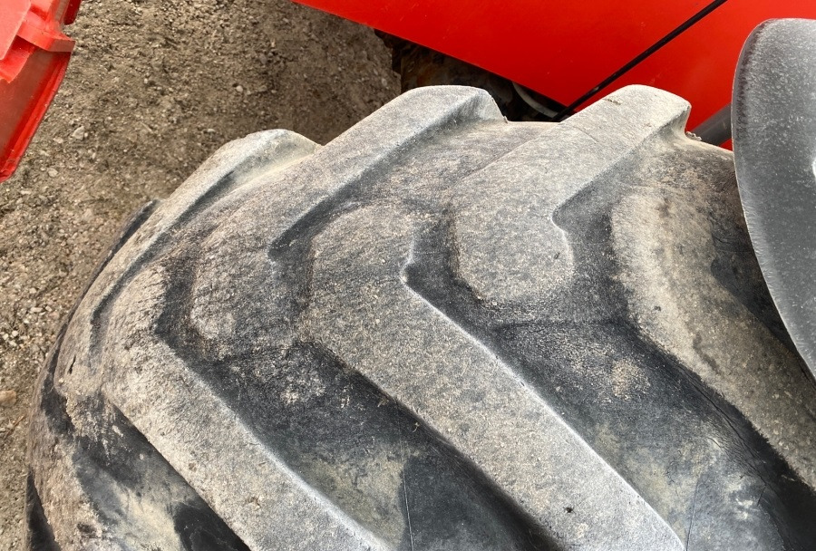 MANITOU MT 1840 - Teleszkópos homlokrakodó: 5 kép. MANITOU MT 1840 - Teleszkópos homlokrakodó: 5 kép.