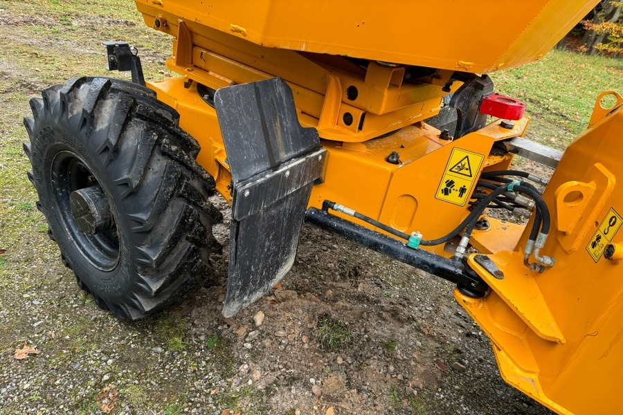 THWAITES T300H - Dömper: 4 kép. THWAITES T300H - Dömper: 4 kép.