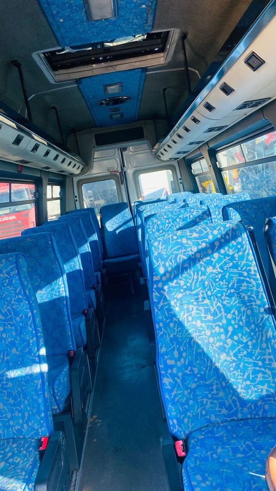 Iveco, 2004 god. - Minibusz, Kisbusz: 2 kép. Iveco, 2004 god. - Minibusz, Kisbusz: 2 kép.