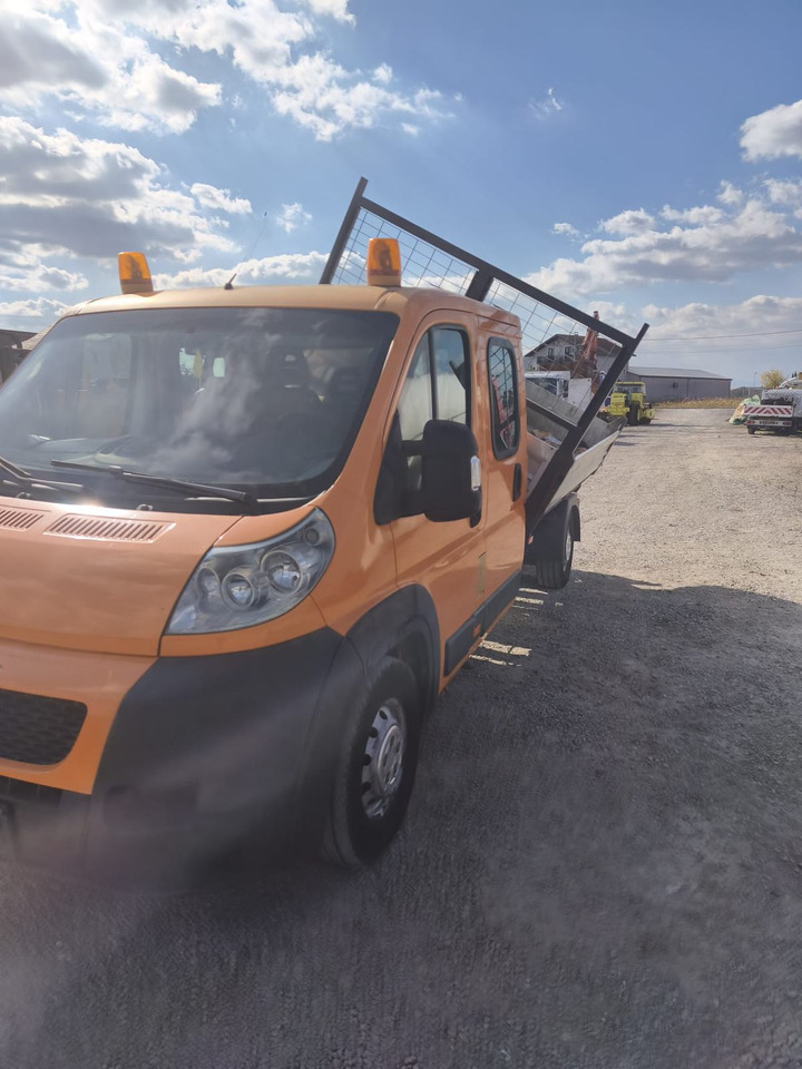 Peugeot Boxer kiper dupla kabina, 2010 god. - Billenőplatós kisteherautó, Duplakabinos kisteherautó: 3 kép. Peugeot Boxer kiper dupla kabina, 2010 god. - Billenőplatós kisteherautó, Duplakabinos kisteherautó: 3 kép.