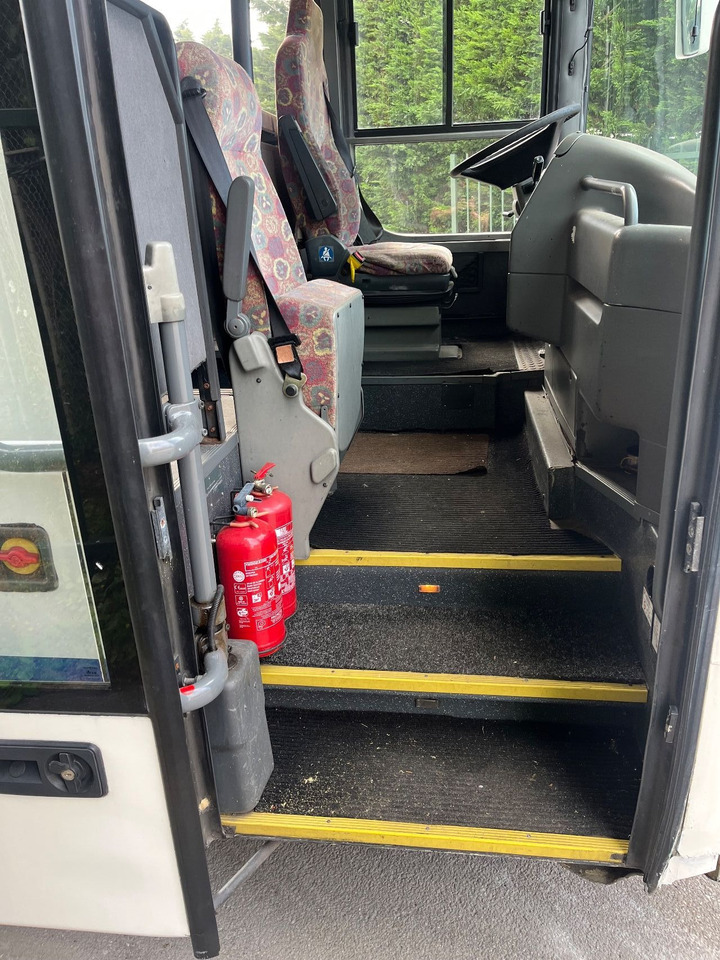 Van Hool 915 SC2 - Távolsági busz: 5 kép. Van Hool 915 SC2 - Távolsági busz: 5 kép.