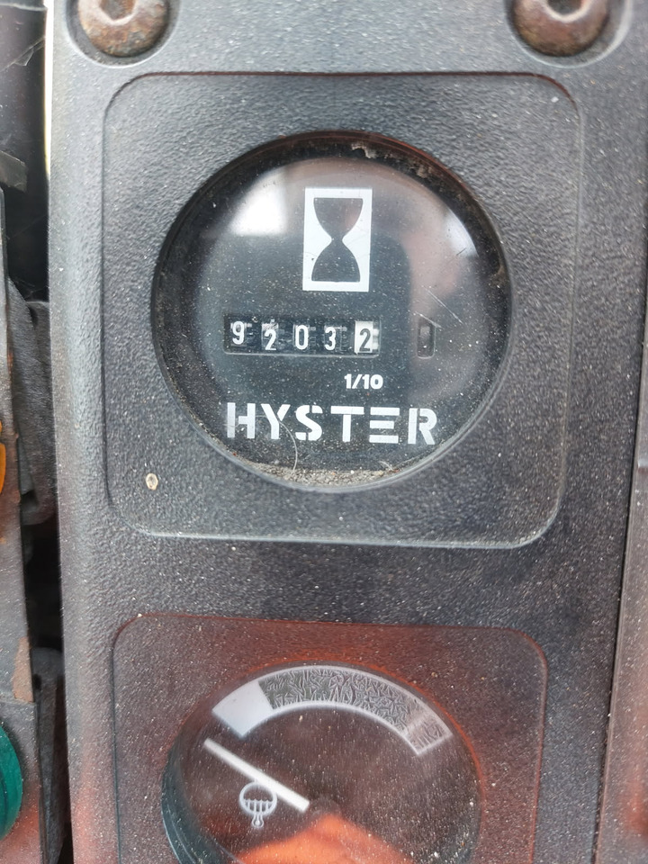 HYSTER H48.00E-16CH - Konténer targoncá: 5 kép. HYSTER H48.00E-16CH - Konténer targoncá: 5 kép.