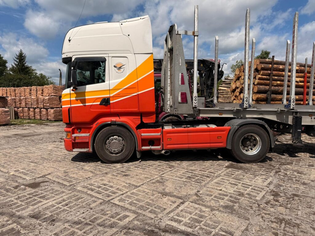 SCANIA R500 - Nyergesvontató: 4 kép. SCANIA R500 - Nyergesvontató: 4 kép.