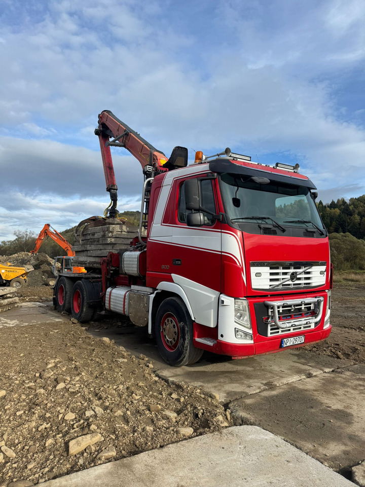 VOLVO FH13 - Nyergesvontató: 1 kép. VOLVO FH13 - Nyergesvontató: 1 kép.