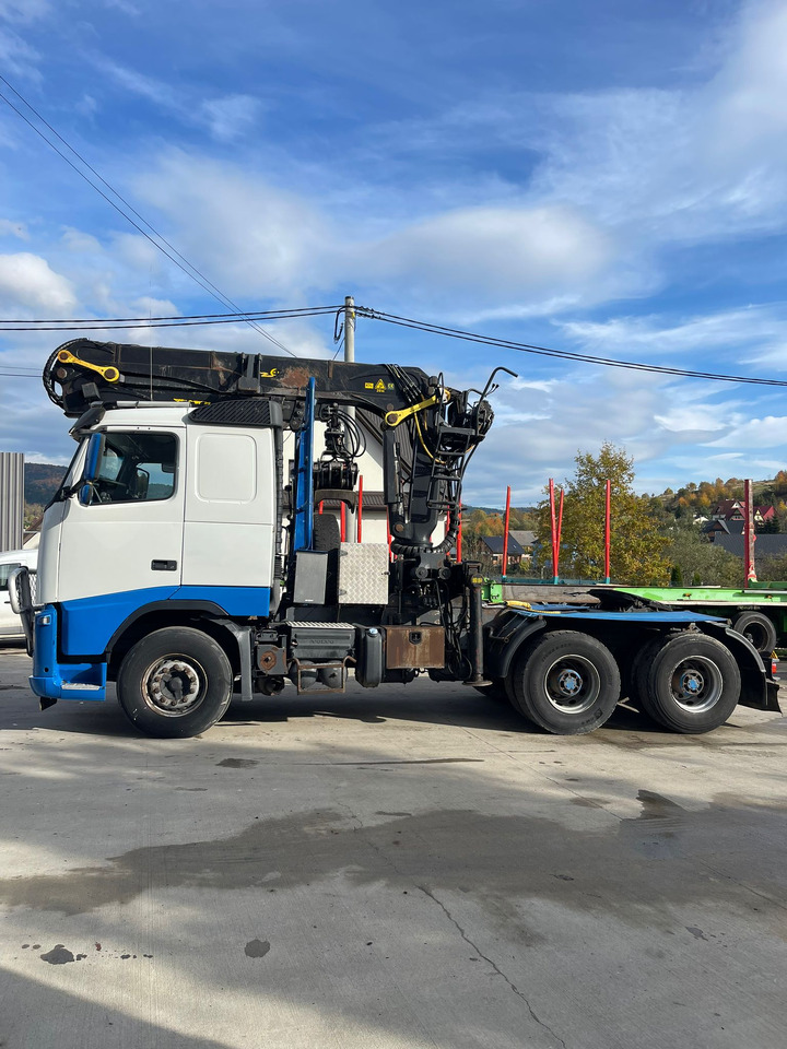 VOLVO FH13 - Nyergesvontató: 5 kép. VOLVO FH13 - Nyergesvontató: 5 kép.
