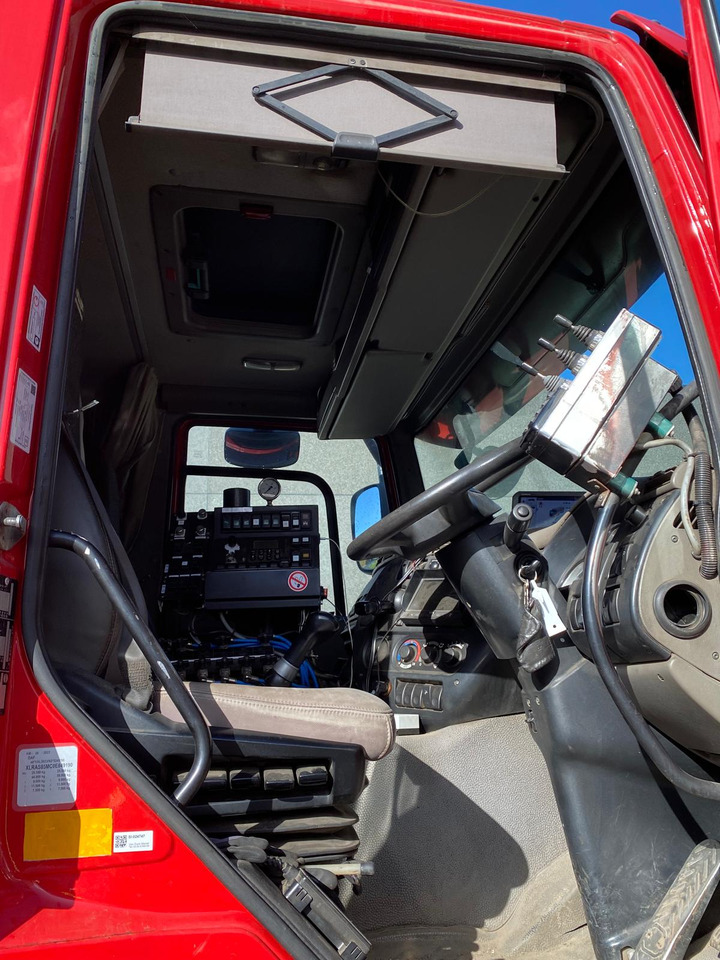 Brock SL480/2KJUMBO S - Utcaseprő gép: 5 kép. Brock SL480/2KJUMBO S - Utcaseprő gép: 5 kép.