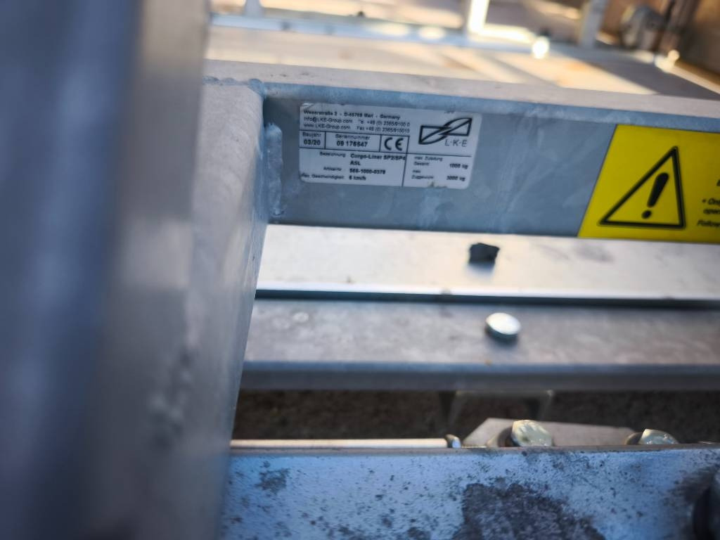 LKE CARGO LINER SP2/SP4 ASL - Anyagmozgató gép: 5 kép. LKE CARGO LINER SP2/SP4 ASL - Anyagmozgató gép: 5 kép.