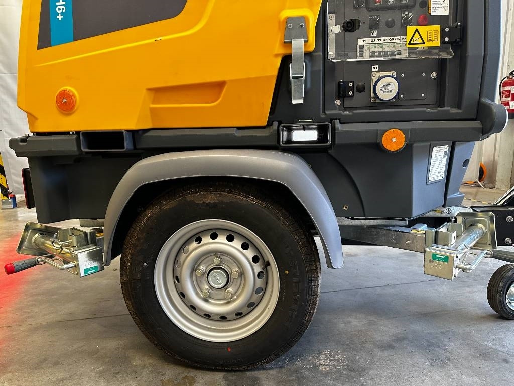 Atlas Copco HiLight 6+ - Világító állvány: 4 kép. Atlas Copco HiLight 6+ - Világító állvány: 4 kép.