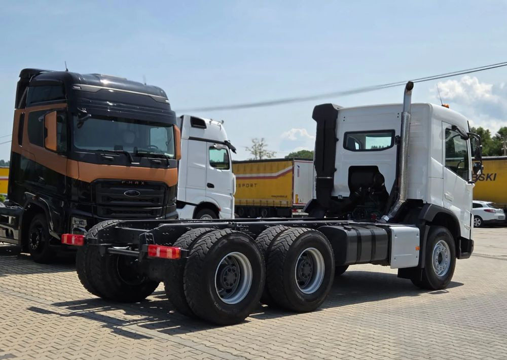 Volvo FMX 6x2 - Alvaz teherautó: 5 kép. Volvo FMX 6x2 - Alvaz teherautó: 5 kép.