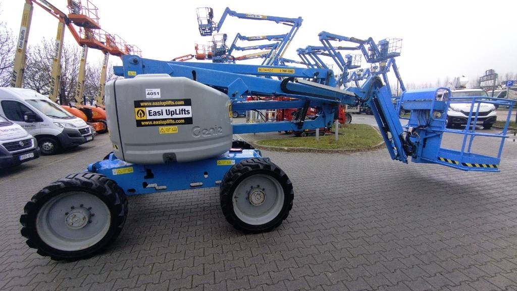 Genie Z 45/25 J RT - Személyemelő: 2 kép. Genie Z 45/25 J RT - Személyemelő: 2 kép.