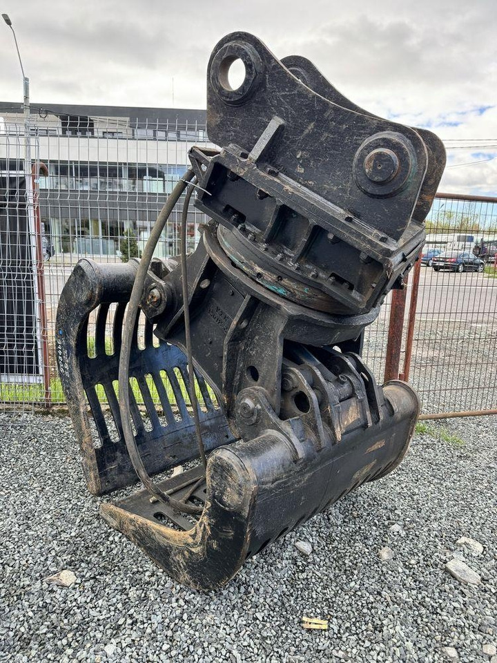 Equipment - attachment for construction equipment - Polip kanál - Építőipari gépek: 3 kép. Equipment - attachment for construction equipment - Polip kanál - Építőipari gépek: 3 kép.