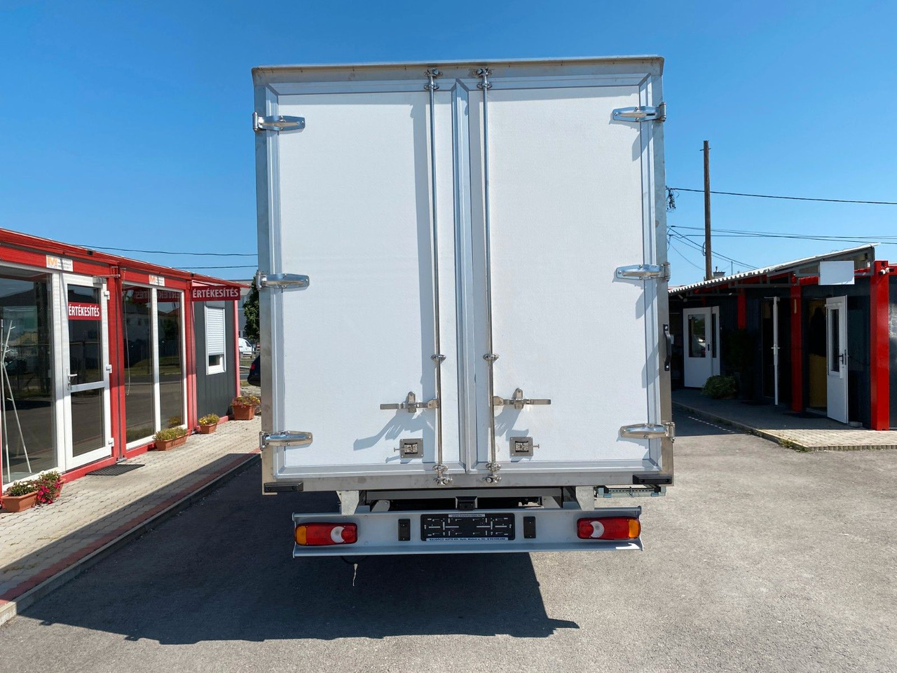 Fiat Ducato KOFFER - Dobozos kisteherautó: 5 kép. Fiat Ducato KOFFER - Dobozos kisteherautó: 5 kép.
